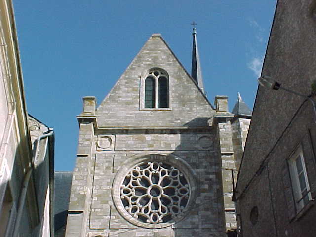 76 - L'EGLISE DE PITHIVIERS.jpg